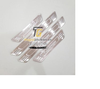 Ốp bậc cửa, Nẹp bước chân trong ngoài xe Attrage 2015 2016 2017 2018 2019 2020 2021 2022 2023 – Mẫu Inox