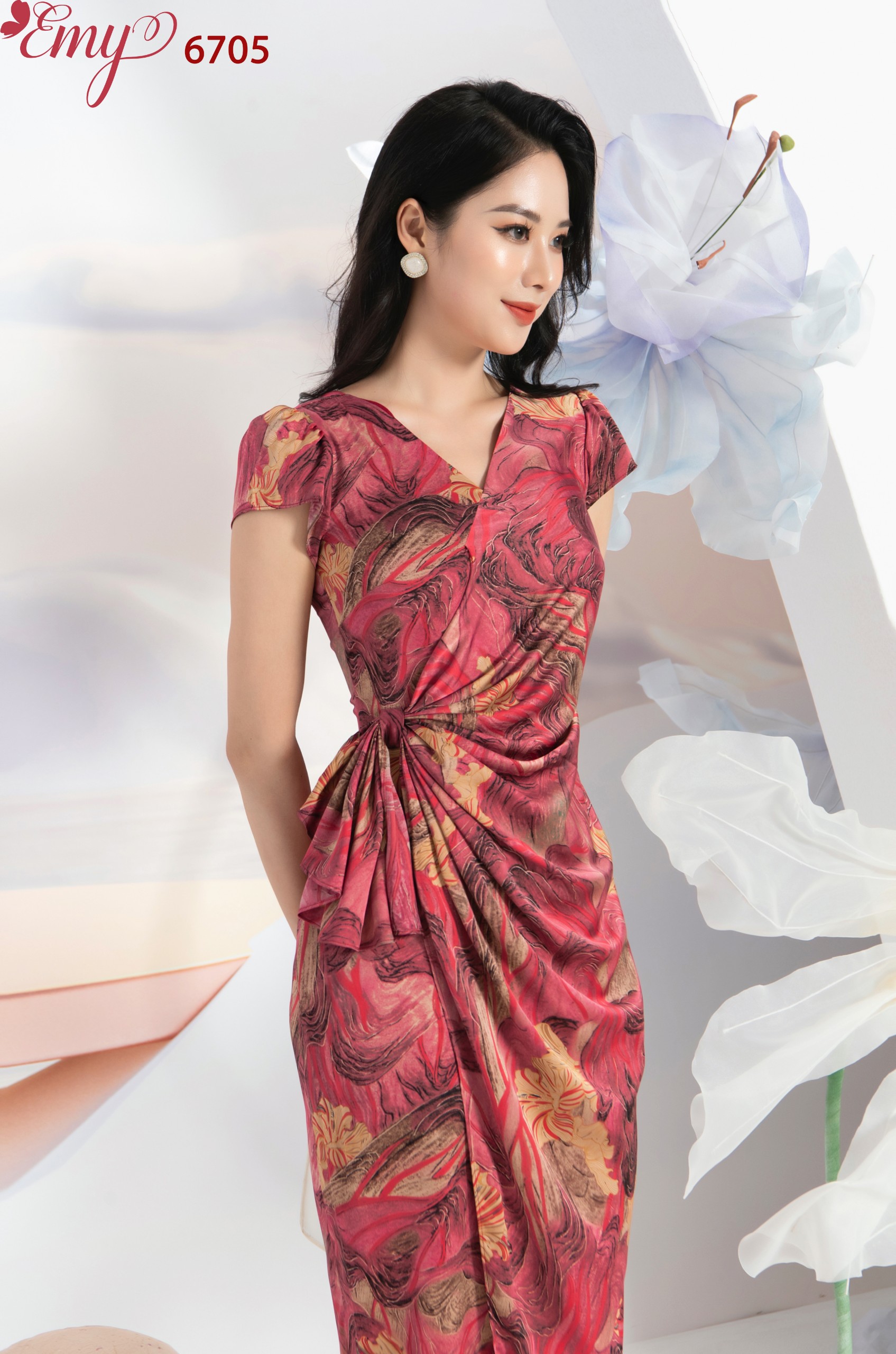 Đầm EMY EM6705 Midi Tùng Đắp Chéo