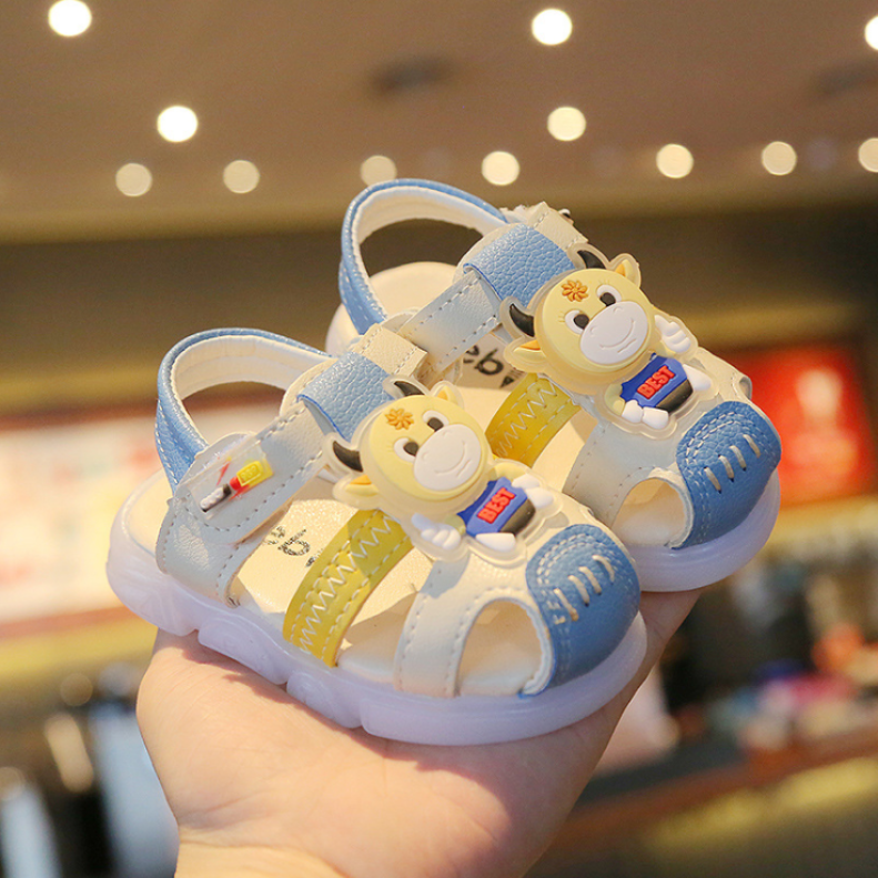 Sandal bé trai bé gái, dép hè tập đi kiểu rọ hình trâu dễ thương giá rẻ