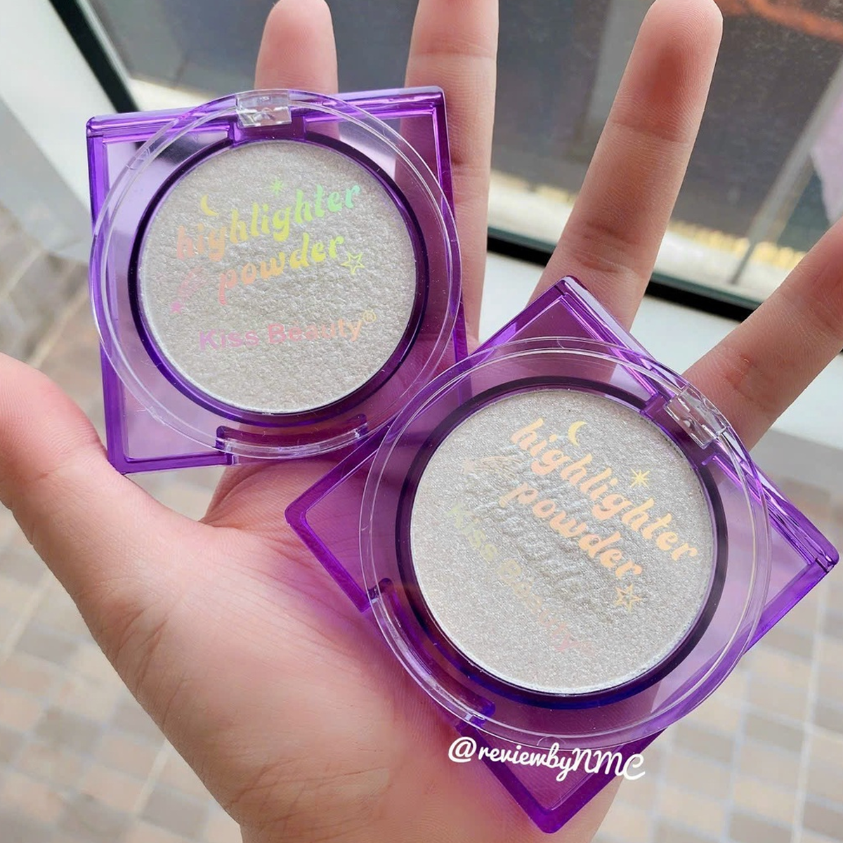 Phấn Bắt Sáng Kiss Beauty Highlighter Vỏ Tím