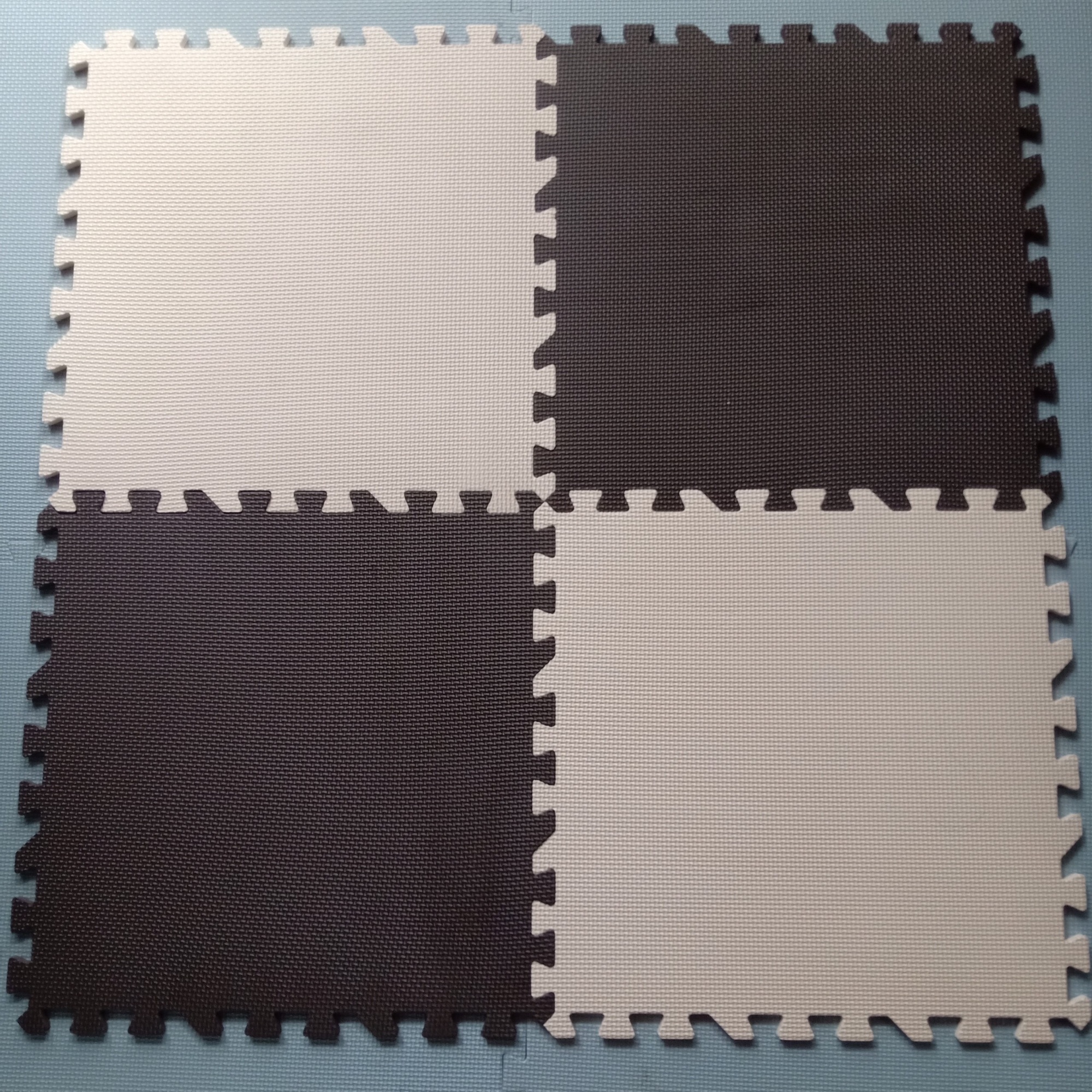 Combo 12 tấm thảm lót sàn . 45cm.