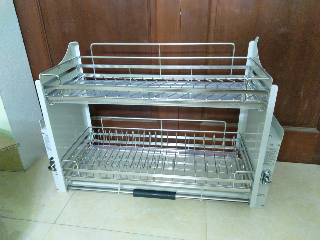 Giá bát nâng hạ chất liệu inox 304