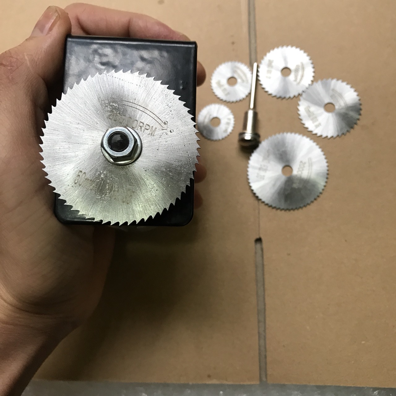 motor 895 12v 368w - Bộ máy cưa mini