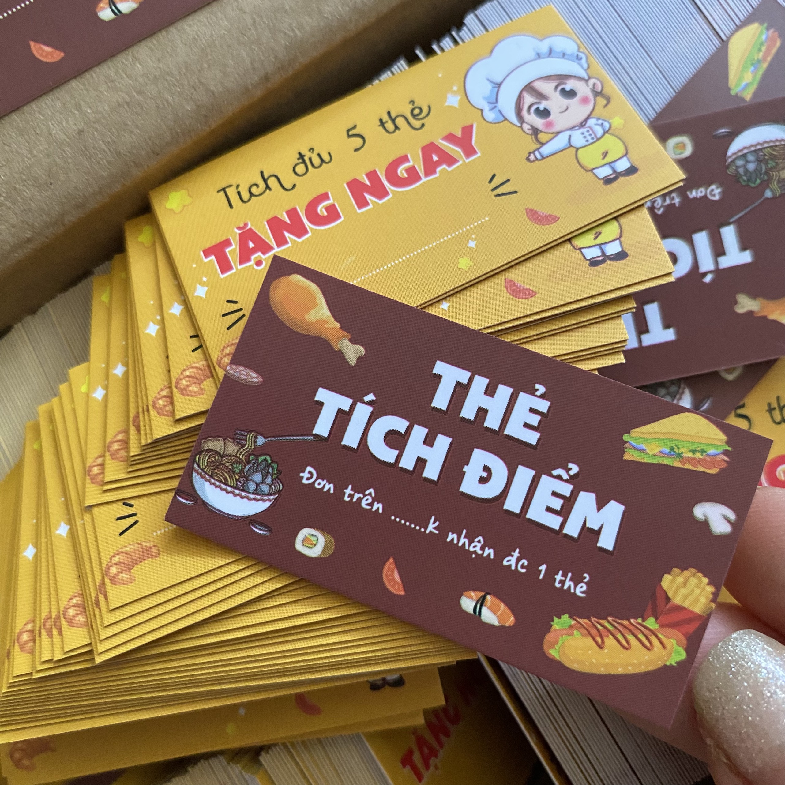 100 thẻ giấy tích điểm 3x5.4cm