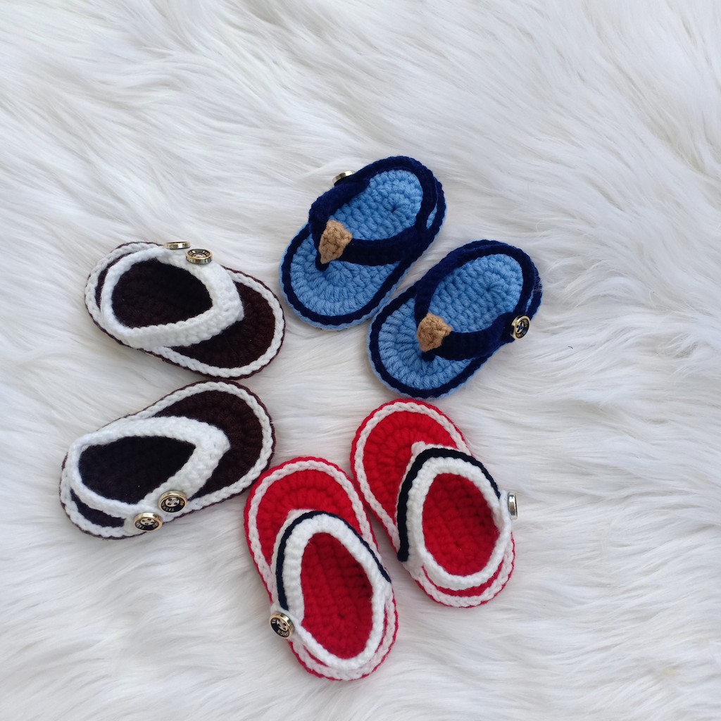 Giày sandal cho bé trai dưới 15 tháng