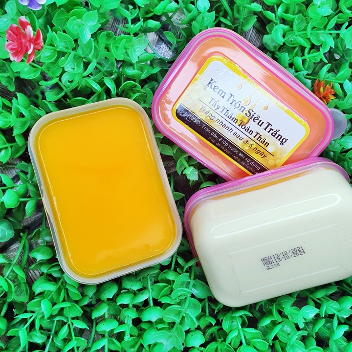 Kem body cốt 2 tầng siêu trắng – HUKB550