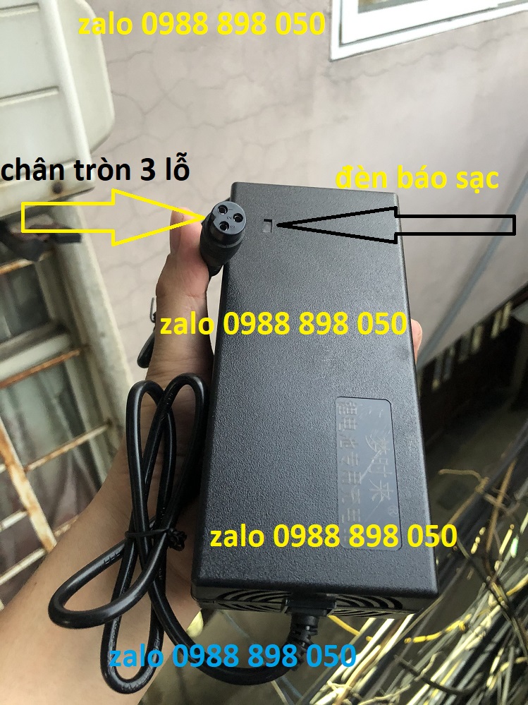 Cục sạc xe điện 42v dùng pin lithium 36v chân tròn 3 lỗ loại tốt