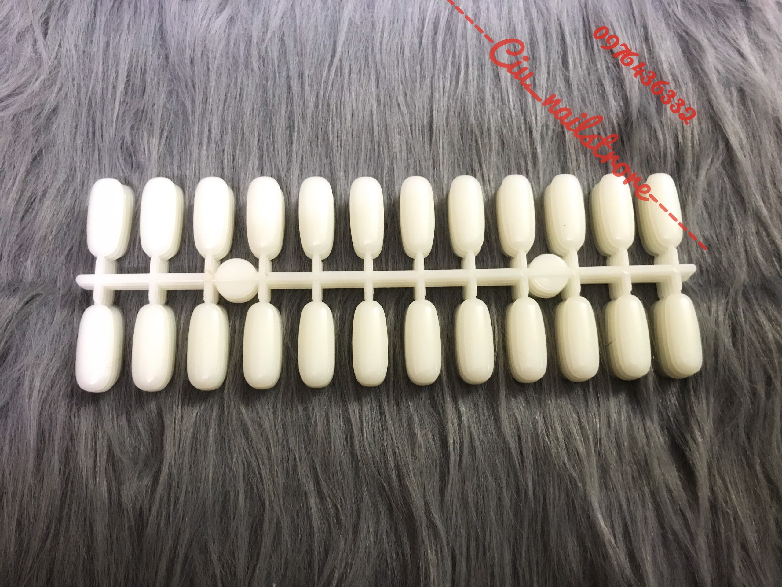 Móng mẫu fom tròn tập sơn bịch 120 móng