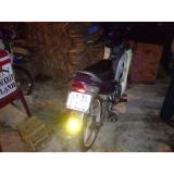 1 miếng sticker phản quang STOP (tam giác vàng)