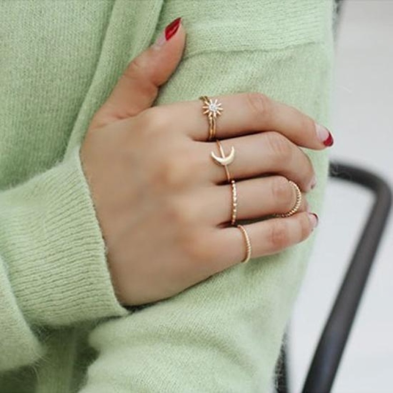 Nơi bán 7pcs Charming Finger MIdi exquisite silver sun ring accessories rhinestone gold - intl