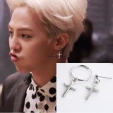 Bộ 2 Khuyên tai Titan Thánh Giá Phong Cách G-Dragon KTTG02