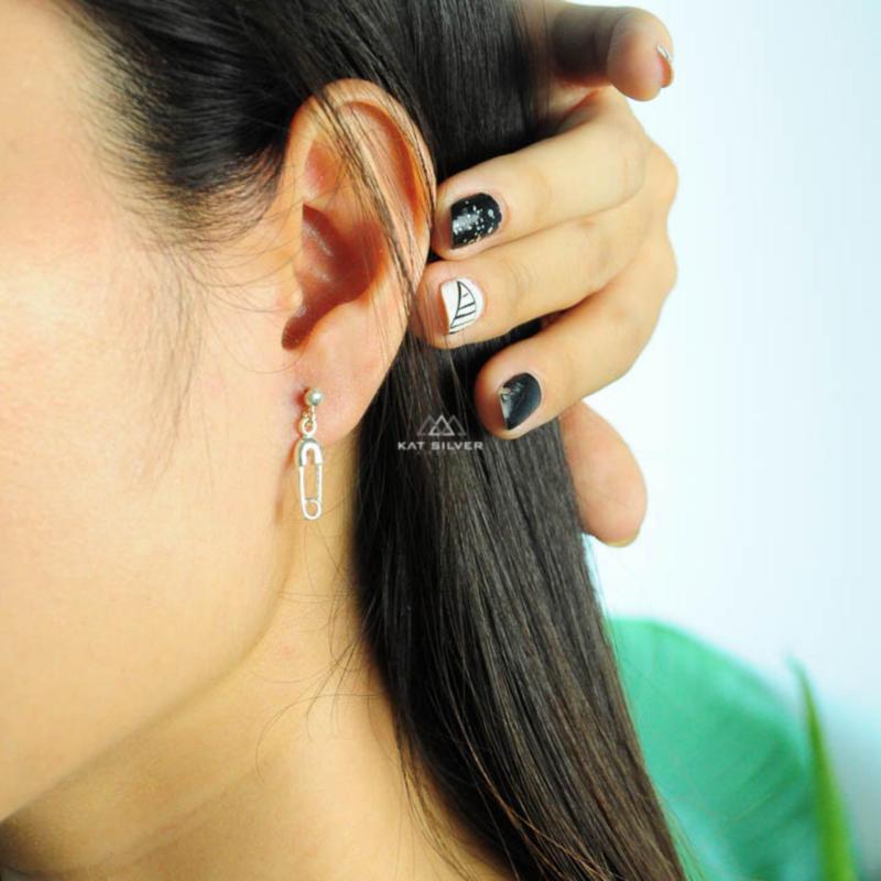 Bông tai bạc 925 KAT Silver đóa hoa KRSES110-167