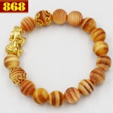 Chuỗi tay gỗ huyết rồng 10 ly charm tỳ hưu a518