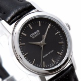 Đồng hồ nữ dây da Casio Anh Khuê LTP-1095E-1ADF