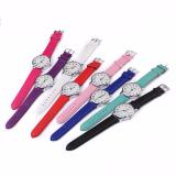 Đồng hồ nữ dây giả da Geneva AY030_GR6617