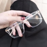 Kính Trong suốt Mắt vuông gọng Kim loại HOT HOT (Trắng Trong)