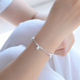 Lắc tay nữ thời trang chuông lục lạc xinh xắn HHN-HD02 (Bạc)