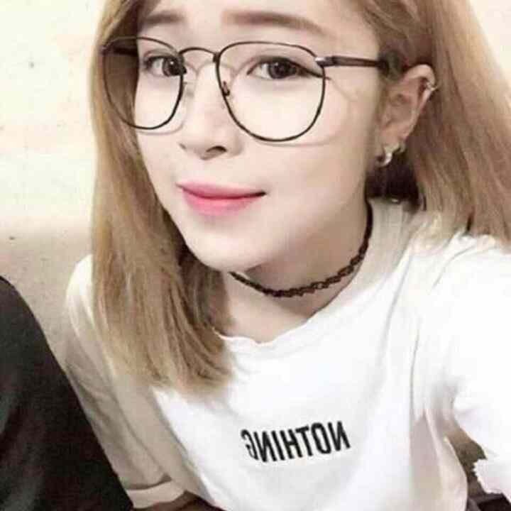 Mắt kính ngố gọng cận không độ Nobita thời trang (đen)
