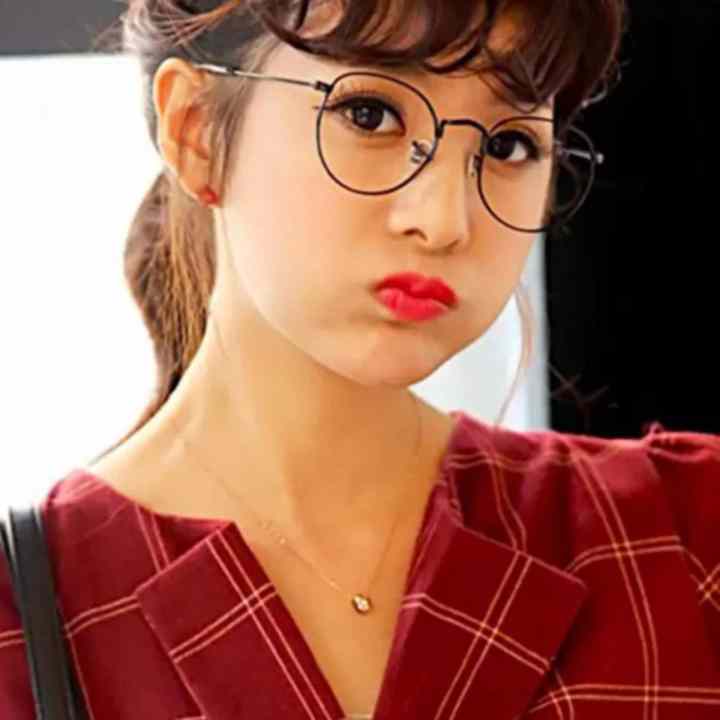 Mắt kính ngố gọng cận không độ Nobita thời trang (đen)