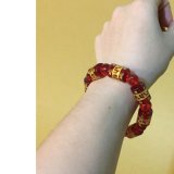 Vòng Đeo Tay Chuỗi Hạt  Đá Đỏ Khắc Kinh Phật Anmani