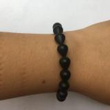 Vòng đeo tay gỗ mun hạt trám 8 li (mẫu mới)