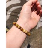 [HCM]Vòng tay đá mắt hổ tâm vàng 8mm. ( VIP)
