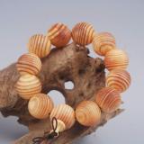 Vòng tay gỗ huyết rồng xuyên thấu ánh sáng kích thước hạt 15 li (CB-Shop)