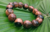 Vòng tay gỗ mun sọc 18mm