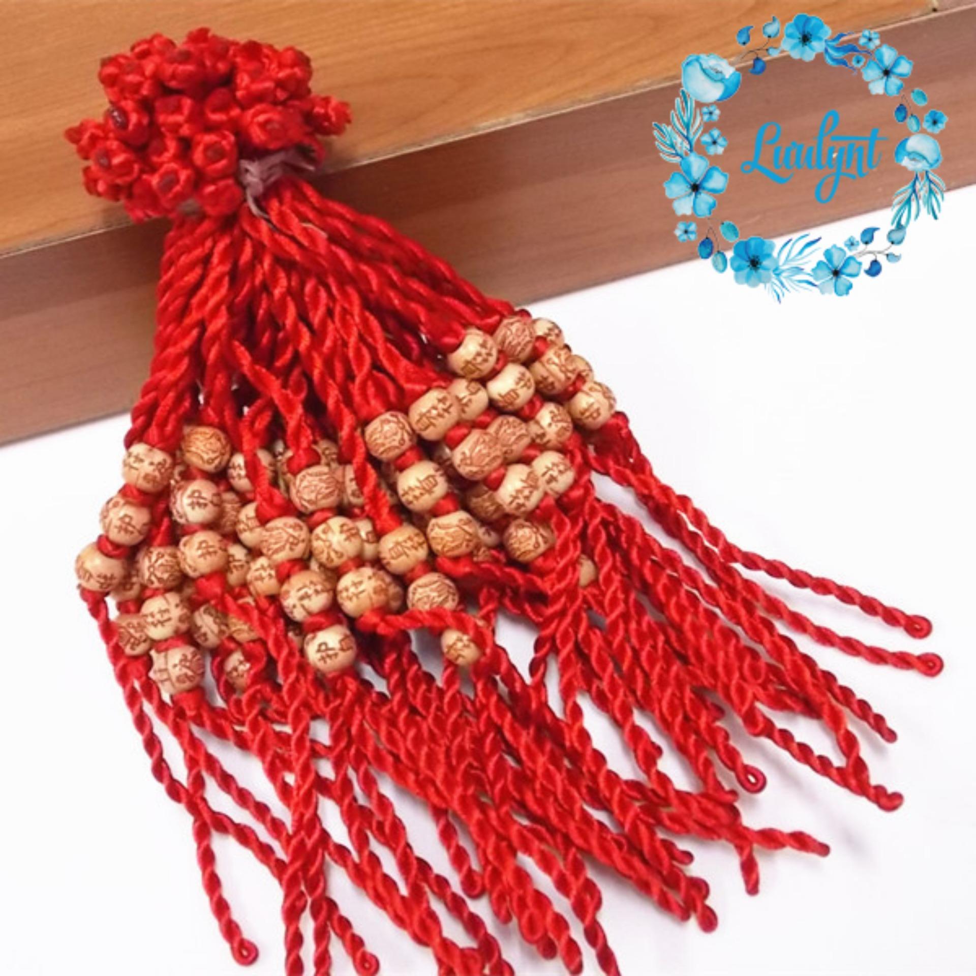Vòng tay sợi chỉ đỏ