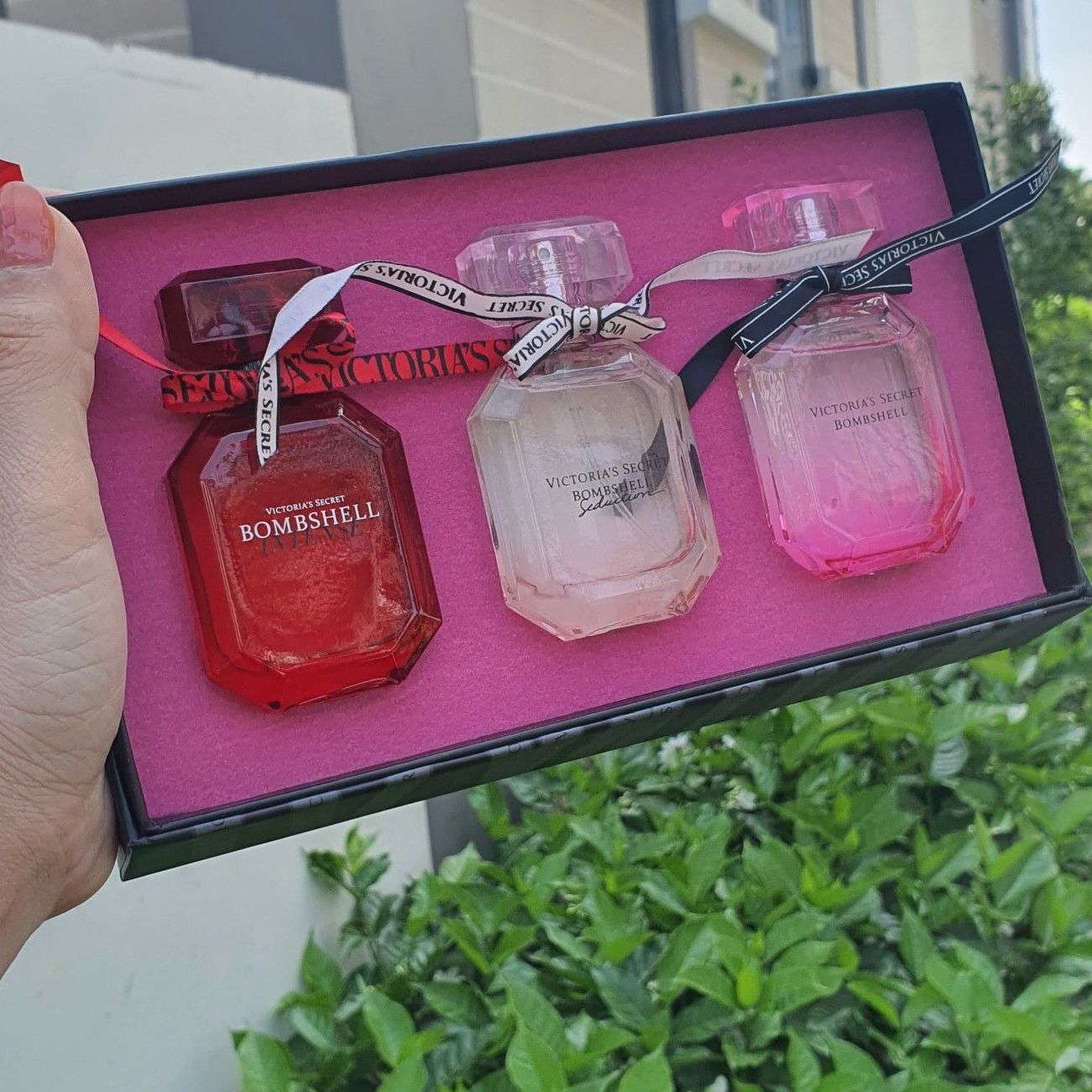 Set nước hoa Victoria’s Secret Bombshell 3 chai 30ml