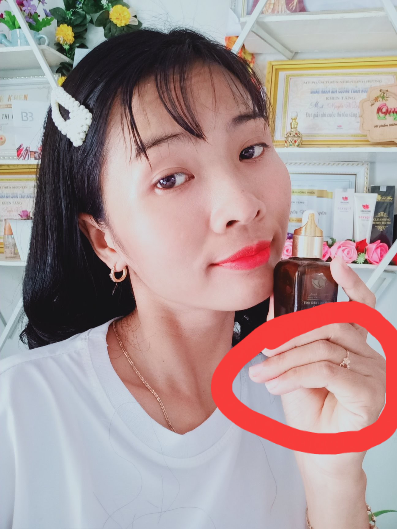 TINH DẦU TRỊ THÂM CAO CẤP LINH HƯƠNG