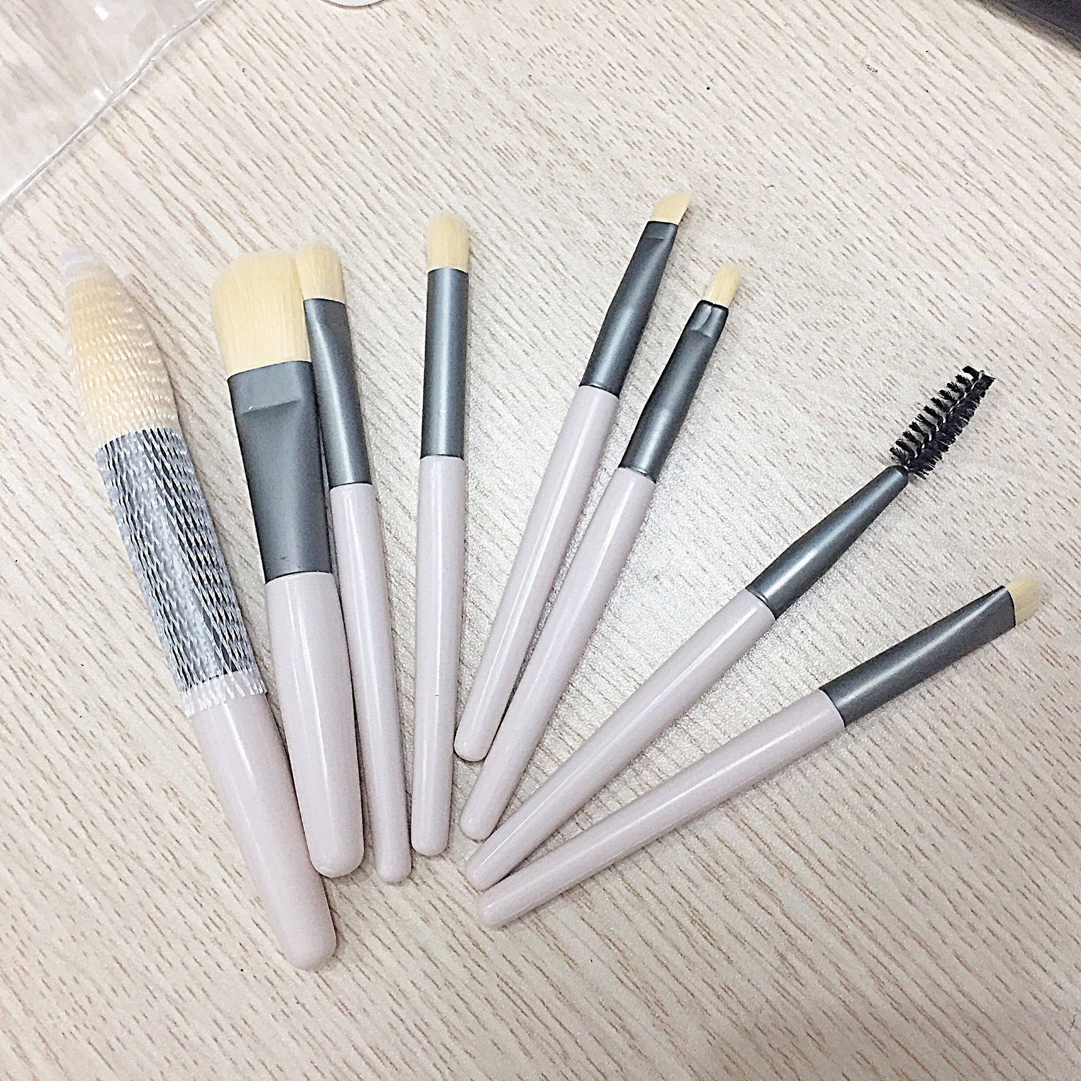 Bộ cọ 8 cây túi trong suốt-Túi Zip