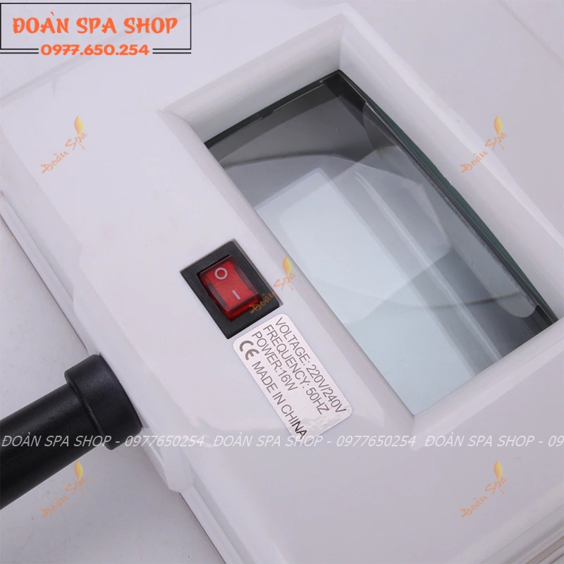 Đèn wood soi da dùng trong spa thẫm mỹ viện