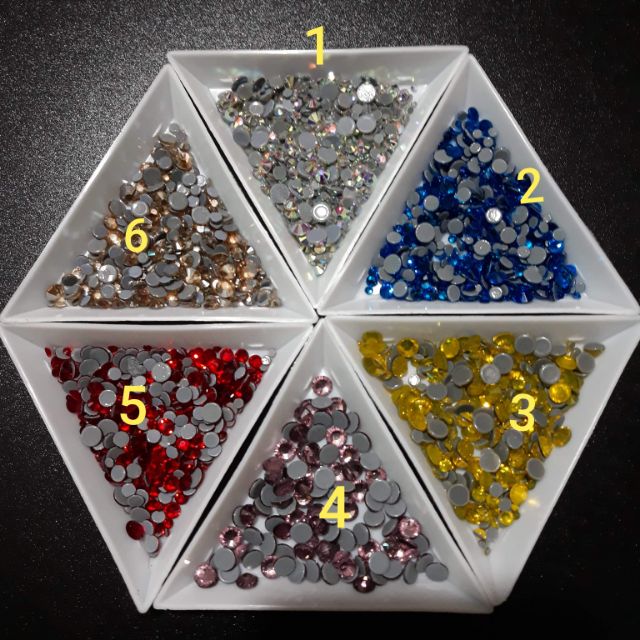 Đá chân keo tiệp loại Aa siêu sáng chất keo siêu chắc gắn ko bong chân.Túi 100 viên mix size siêu sáng