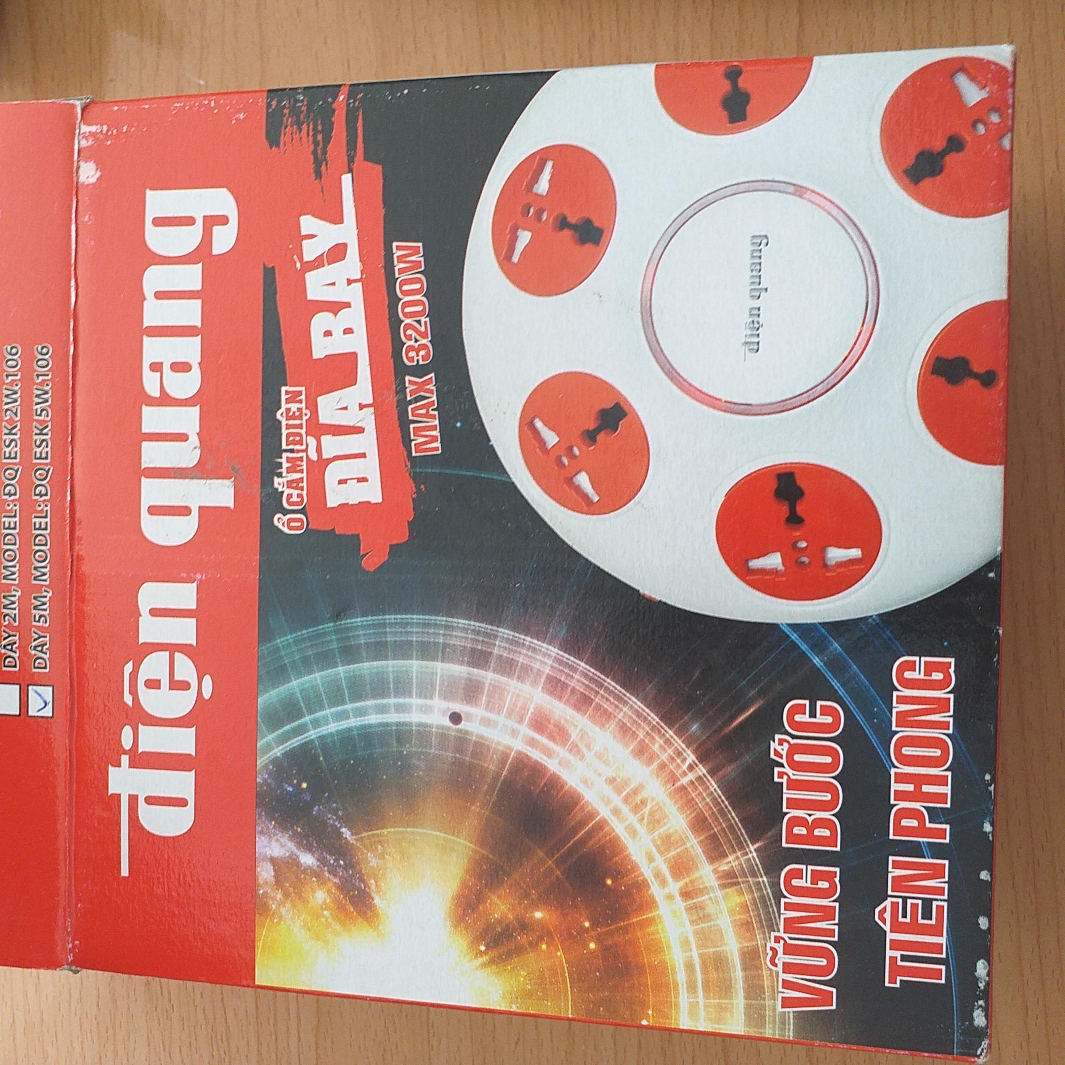 Ổ cắm Điện Quang 6 lỗ tròn 5m