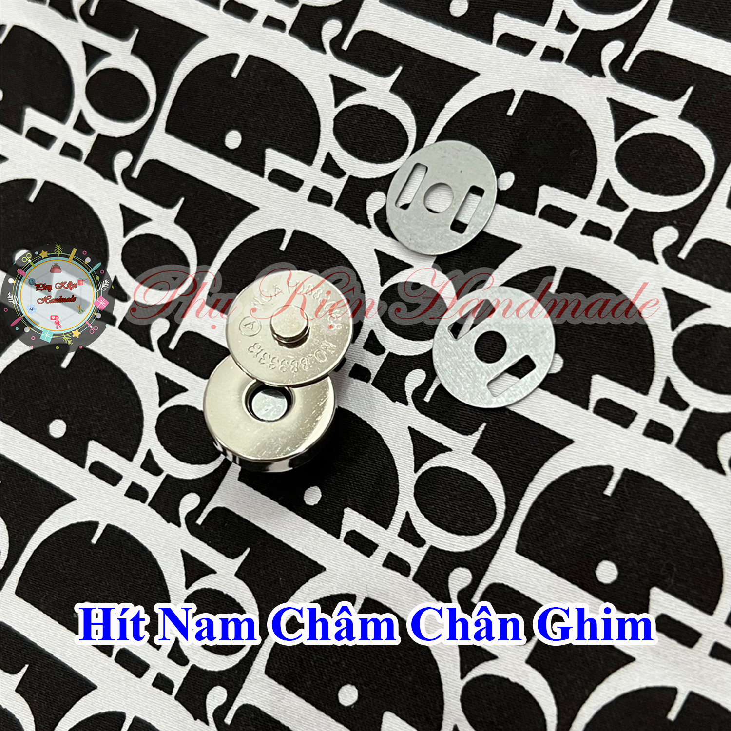 Nút hít nam châm sử dụng chân ghim