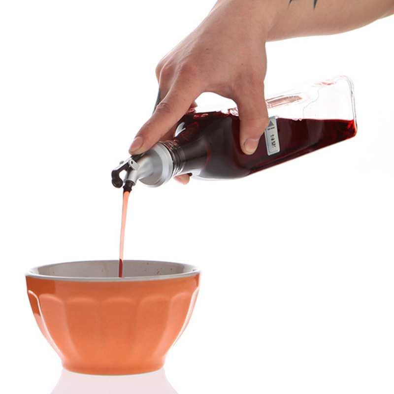 Chai rót thủy tinh vuông SAPATA 250ml