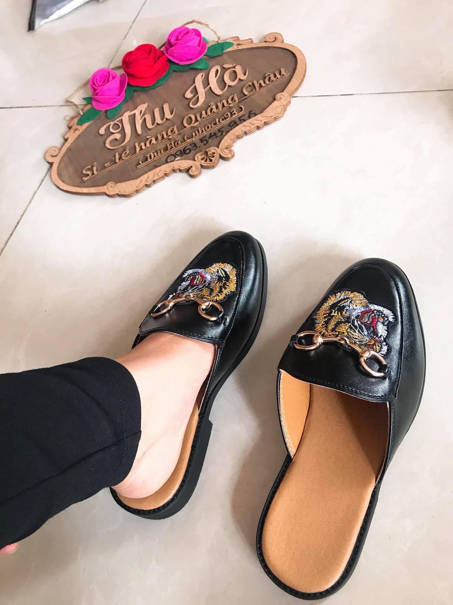 Sục da thêu hổ nót vàng