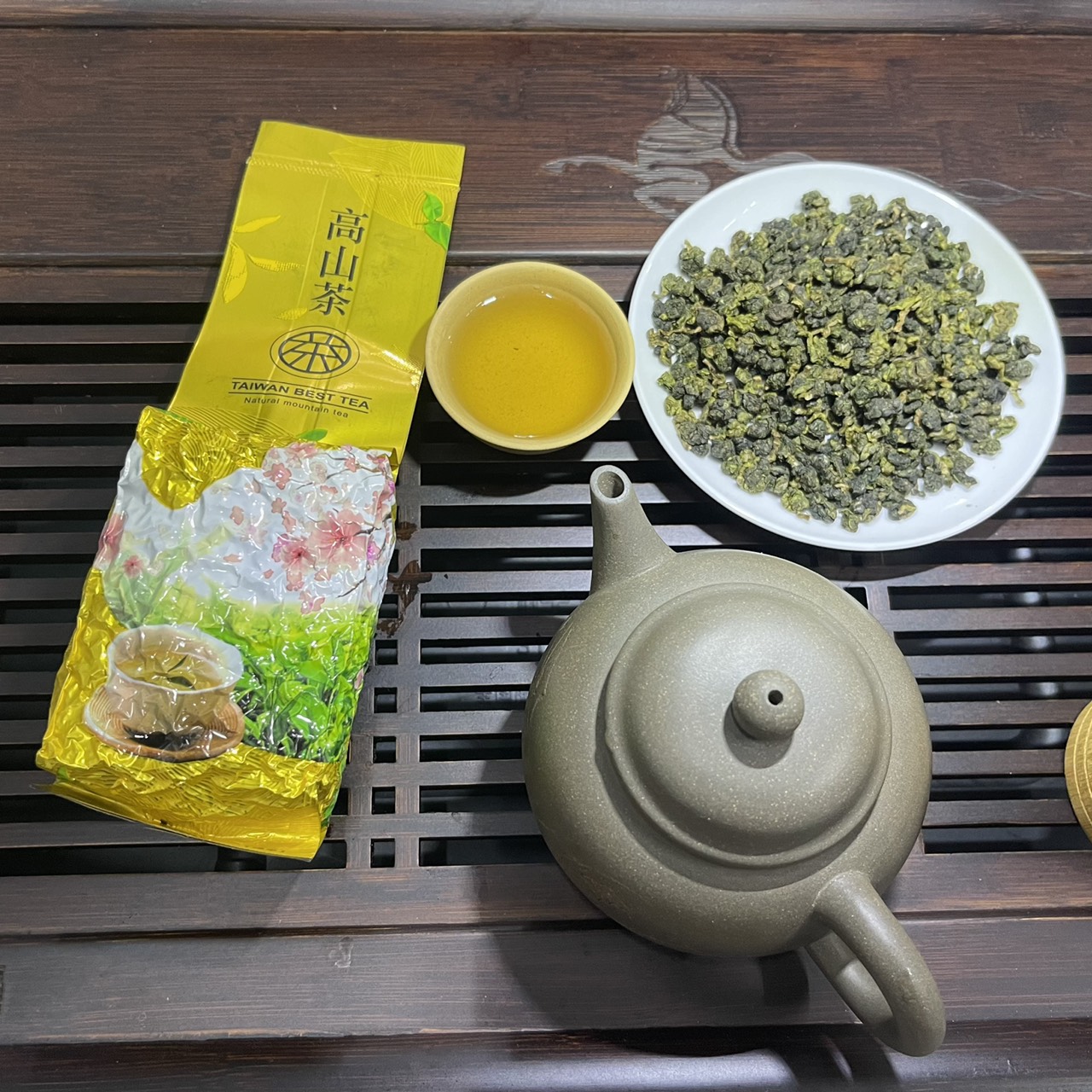 Trà ÔLong Quế Hoa  150gram ( Mộc Hương Ôlong Trà)