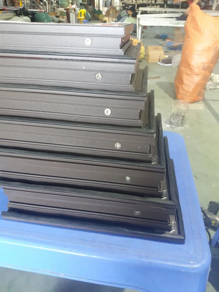 Kìm bấm ke nhôm nội thất