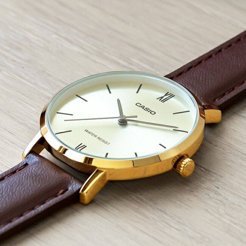Đồng hồ nữ dây da Casio Anh Khuê LTP-VT01GL-9BUDF