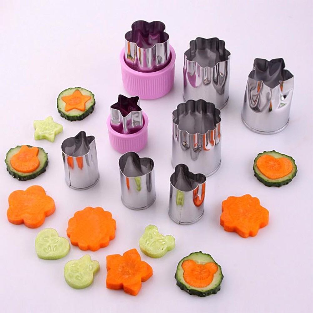 [HCM]BỘ KHUÔN DẬP CẮT TỈA HOA CỦ QUẢ TẠO HÌNH INOX 8 MÓN ĐA NĂNG - DỤNG CỤ CẮT TỈA RAU CỦ QUẢ GIÚP MÓN ĂN TRỞ NÊN HẤP DẪN HƠN VỚI CÁC HÌNH DẠNG THÚ VỊ  ĐẸP MẮT