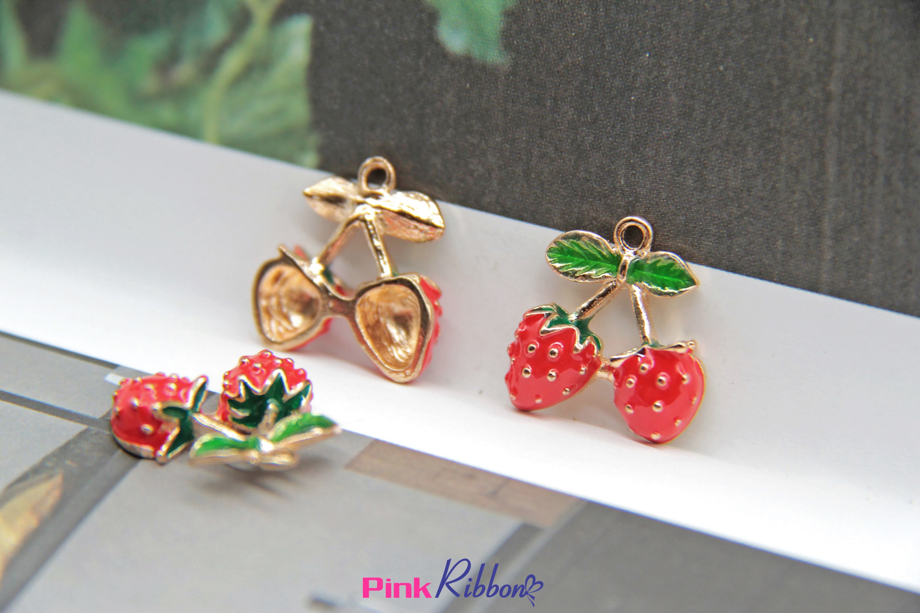 Charm chùm dâu tây cao cấp 1.7cm