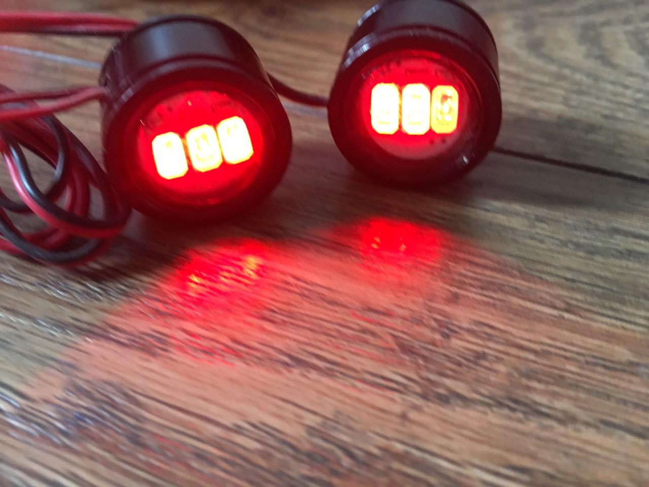 ĐÈN LED- CẶP ĐÈN CHỚP CHÂN GƯƠNG,BẢN SỐ
