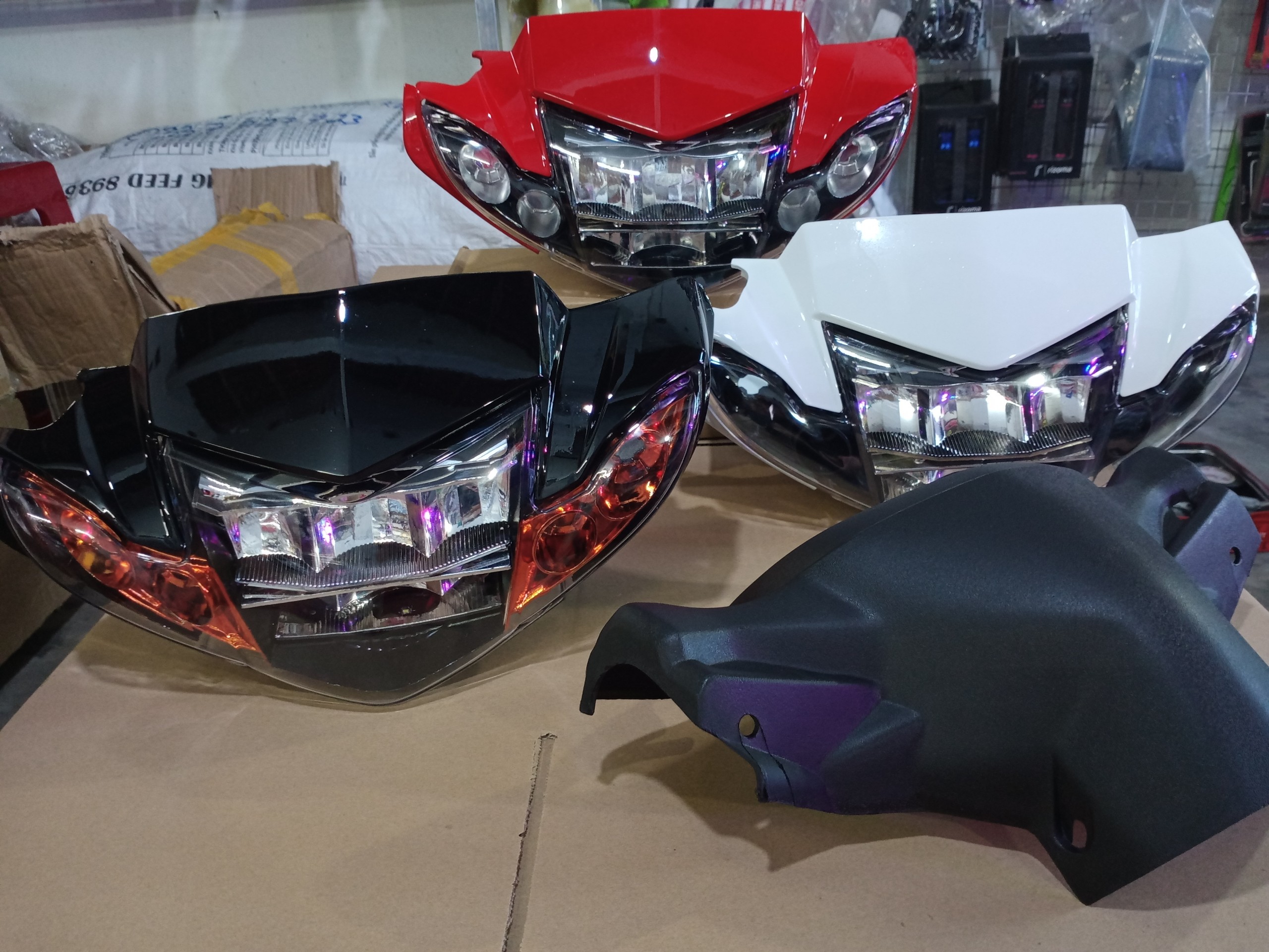 Complete Set of 2-Tier Headlights Installed with Sirius