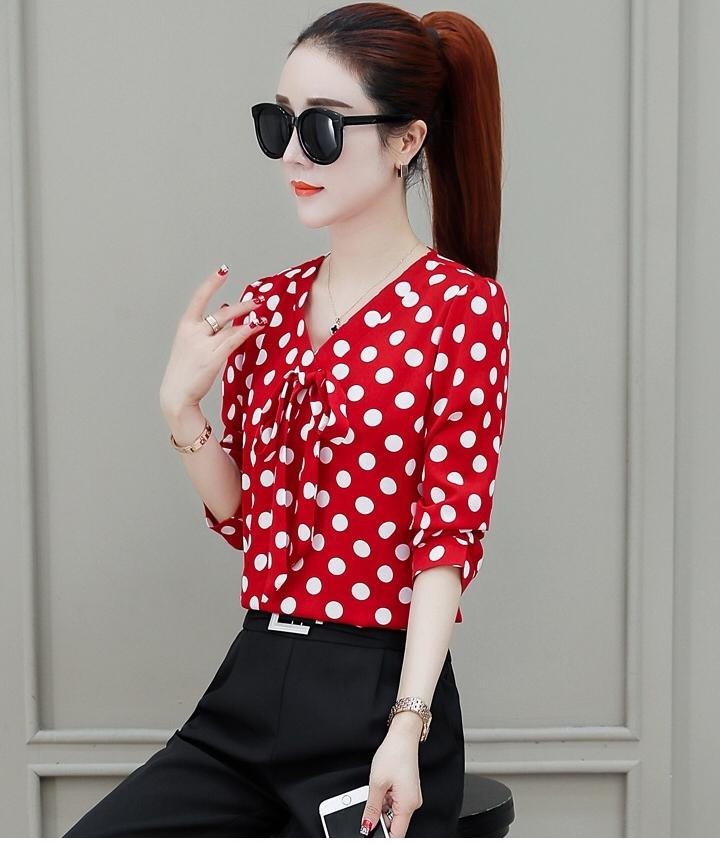 Áo sơ mi nữ chấm bi cổ V thắt nơ