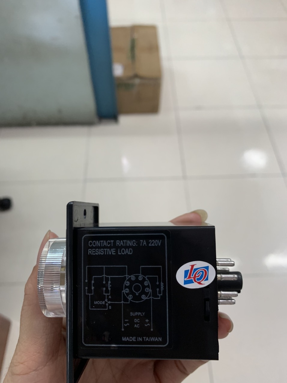 [sale] Đồng hồ hẹn giờ Timer JKN CAH3-Y3 220VAC (3S đến 12H ) kèm Để