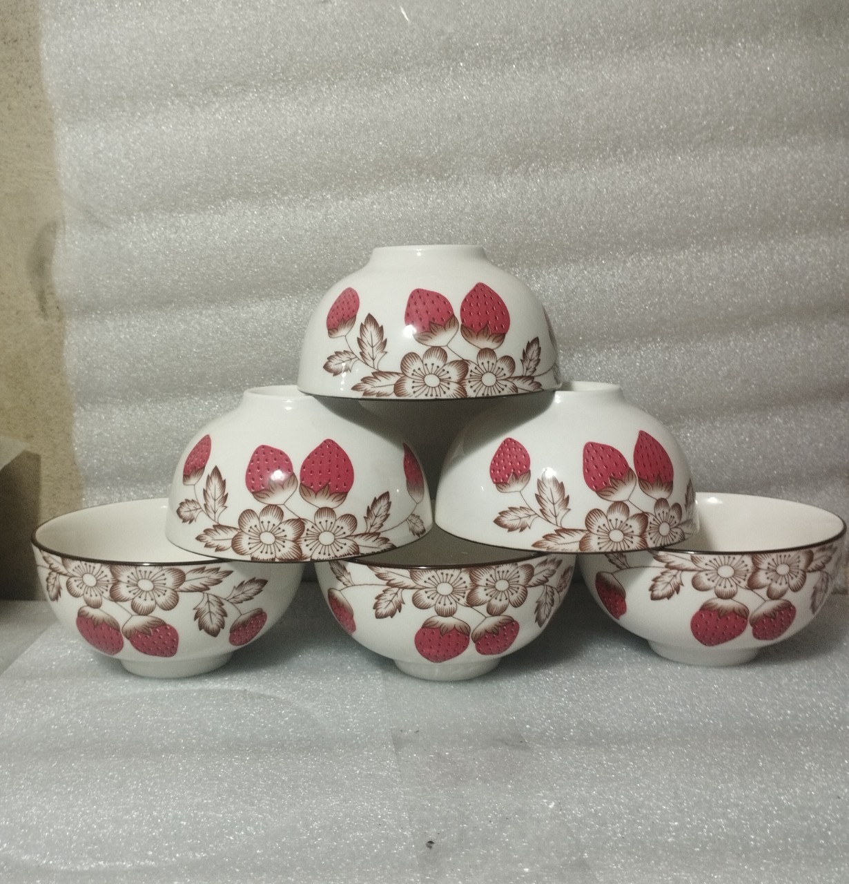 combo 10 chén, 5 chén, 2 chén sứ ăn cơm 11.5cm hoa văn trái dâu GL80