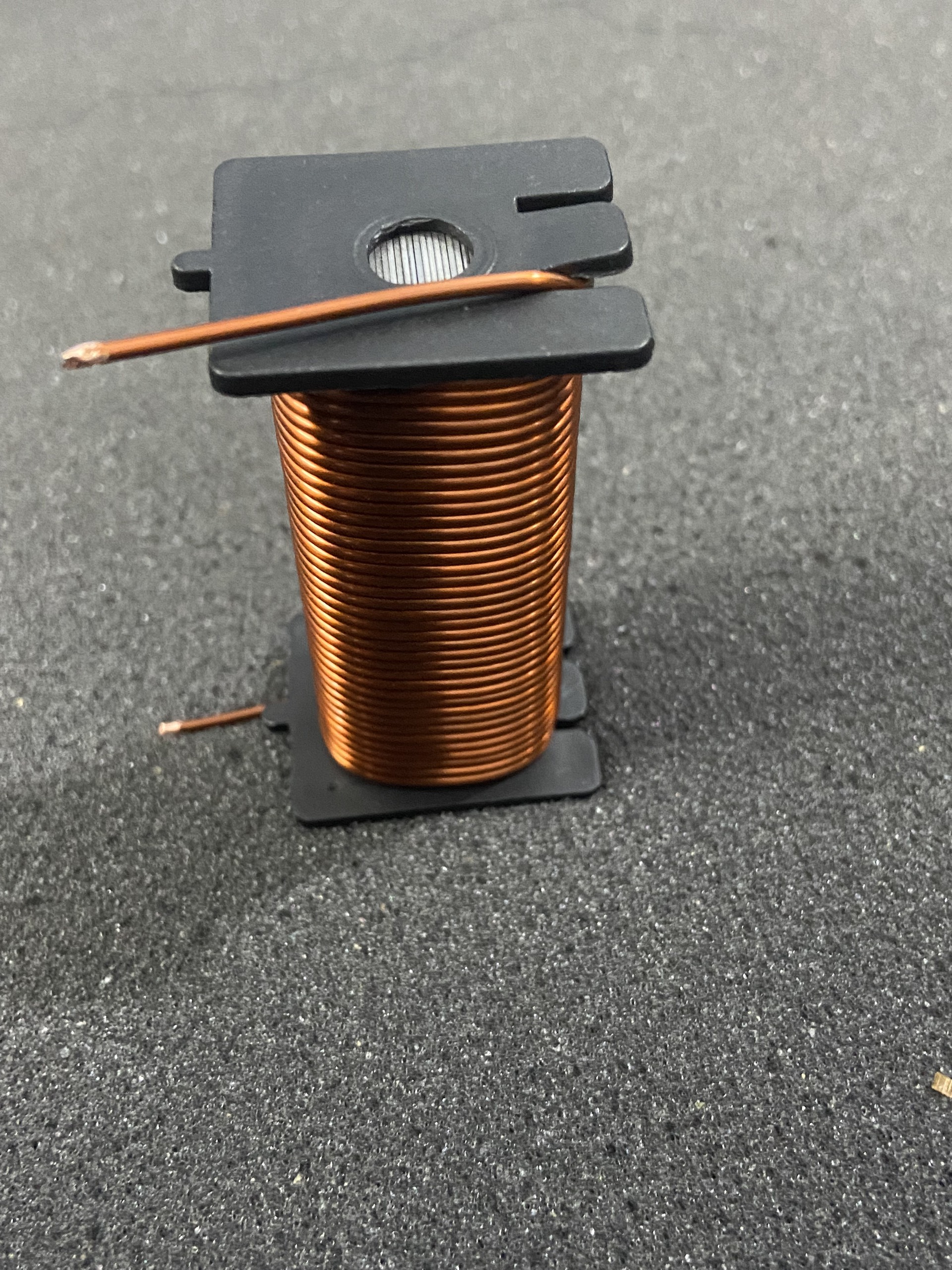 Cuộn cảm dây đồng 1.4 ly dùng phân tần cho loa Bass