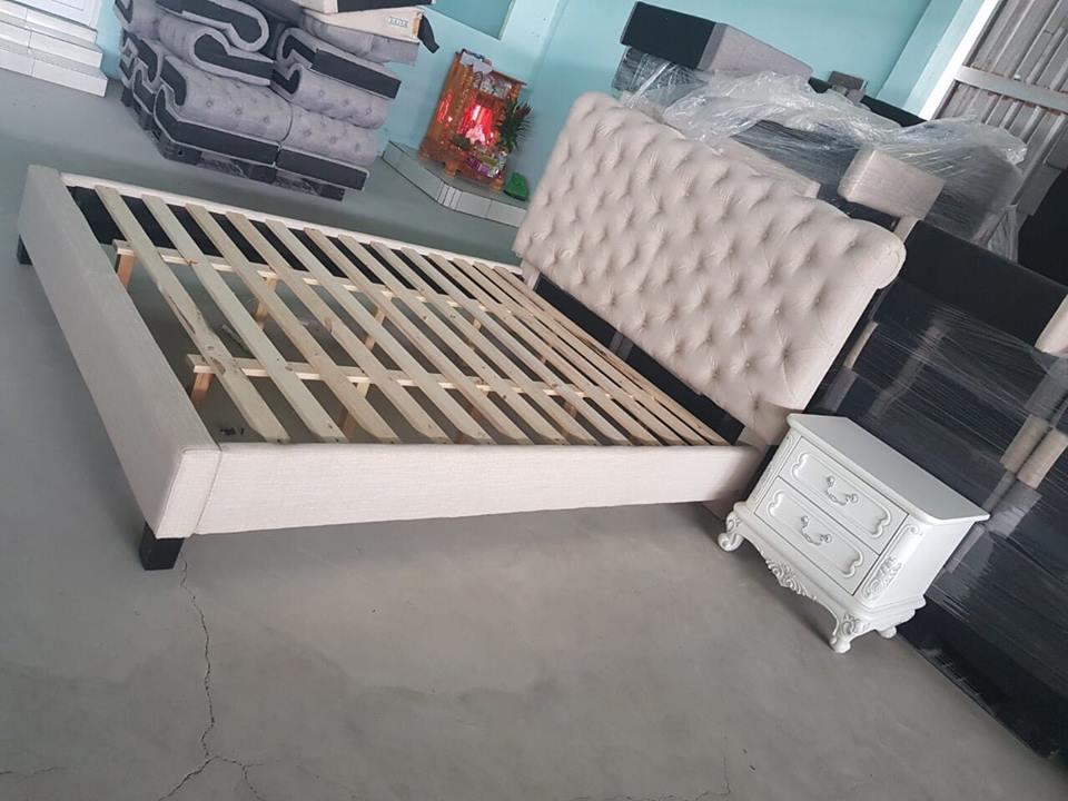 Giường ngủ 1m6 gỗ bọc nệm cao cấp tphcm GN-001